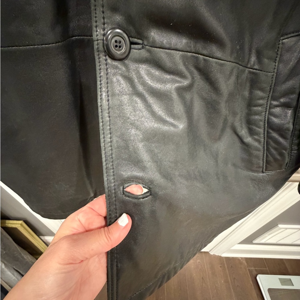 Danier Black Leather 3/4 Length Winter Jacket - Picture 3 of 12